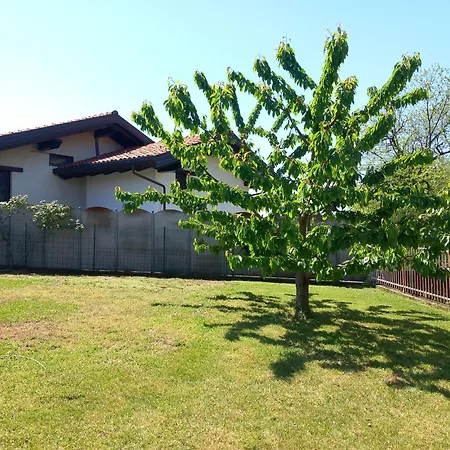 La Selva Apartment Vistrorio